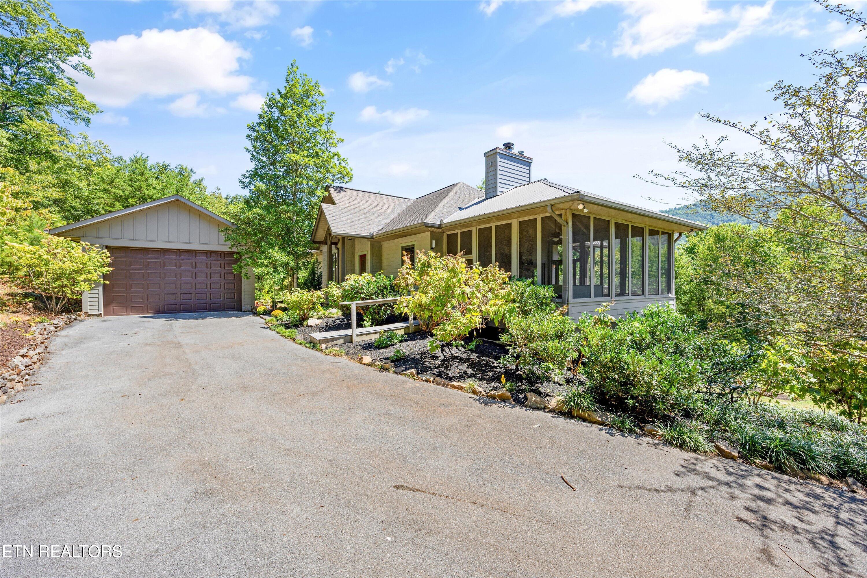 4893 Allegheny Cove Way