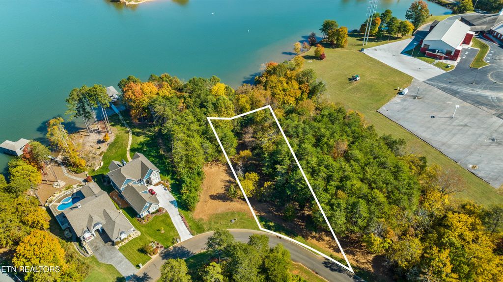 Photo of 104 Falcon Tr, Vonore, TN 37885 (MLS # 1292914)