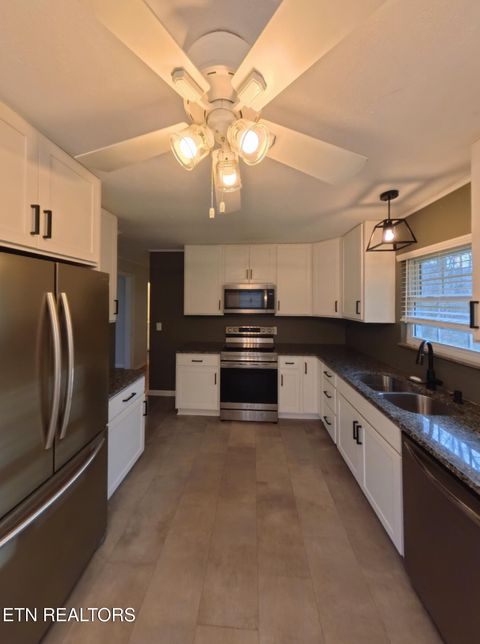 Tiny photo for 1052 Sunset Circle, Newport, TN 37821 (MLS # 1332812)