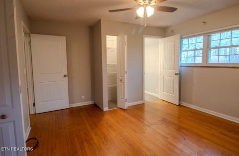 Tiny photo for 1052 Sunset Circle, Newport, TN 37821 (MLS # 1332812)