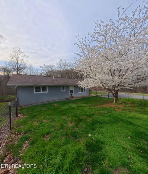 Tiny photo for 1052 Sunset Circle, Newport, TN 37821 (MLS # 1332812)