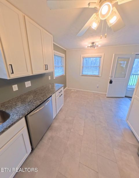 Tiny photo for 1052 Sunset Circle, Newport, TN 37821 (MLS # 1332812)