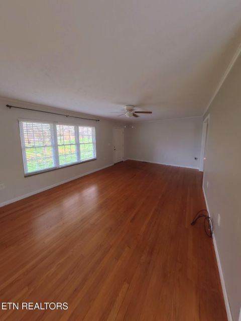 Tiny photo for 1052 Sunset Circle, Newport, TN 37821 (MLS # 1332812)