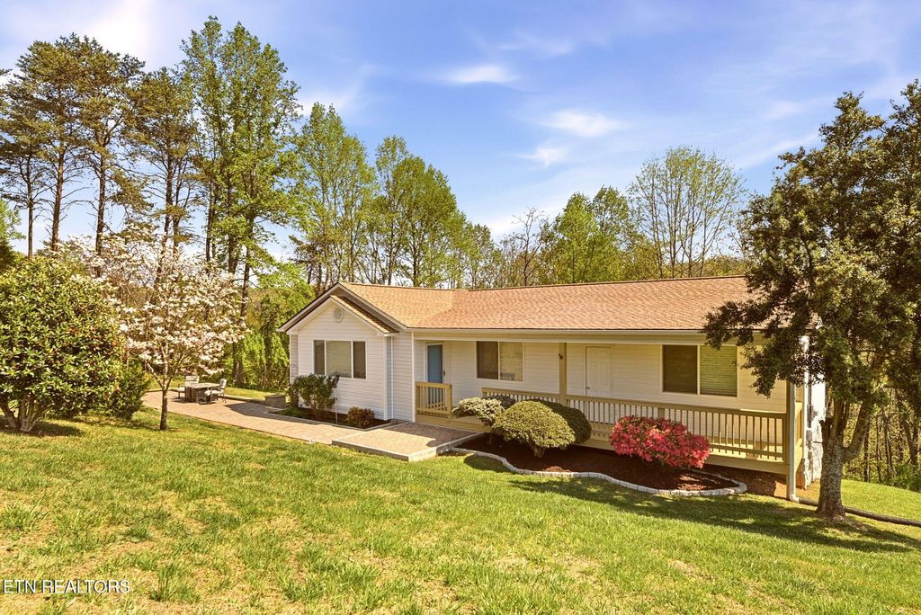 Photo of 256 Mountain View Estates Ests, Caryville, TN 37714 (MLS # 1337515)