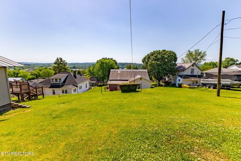Tiny photo for 517 W 2nd Ave, Lenoir City, TN 37771 (MLS # 1337501)