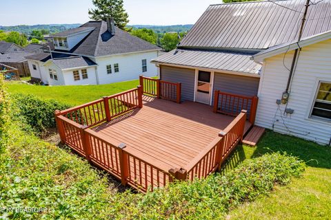 Tiny photo for 517 W 2nd Ave, Lenoir City, TN 37771 (MLS # 1337501)