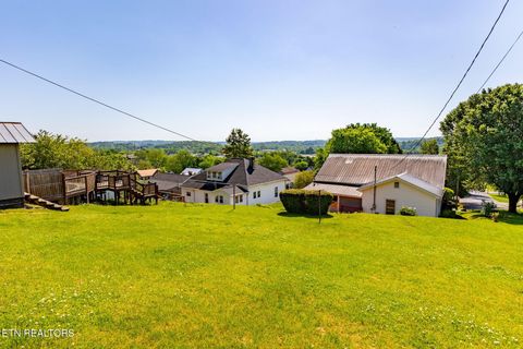 Tiny photo for 517 W 2nd Ave, Lenoir City, TN 37771 (MLS # 1337501)