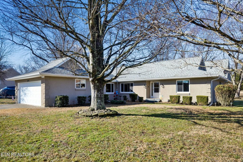 Photo of 3576 E Atherton Lane, Baneberry, TN 37890 (MLS # 1329991)