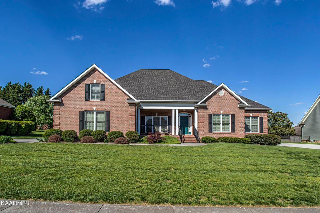 Photo of 1622 Aberdeen Drive, Alcoa, TN 37701 (MLS # 1227064)