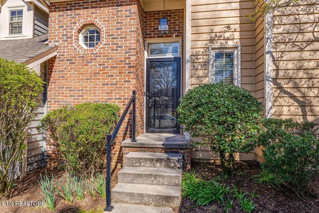 Photo of 8930 Wesley Place, Knoxville, TN 37922 (MLS # 1334449)