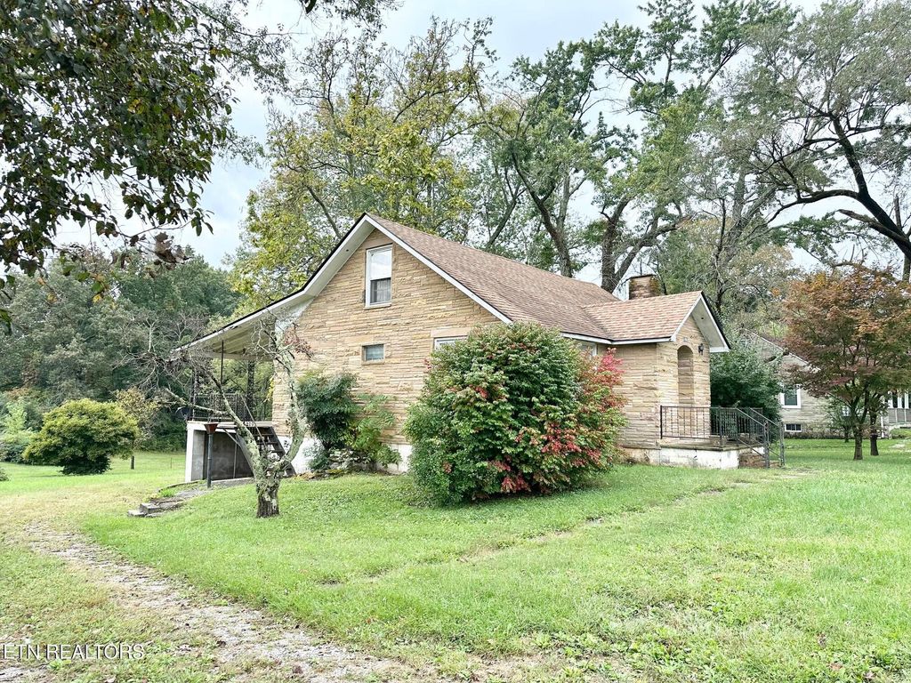 Photo of 1962 Highway 70 E, Crossville, TN 38555 (MLS # 1316704)