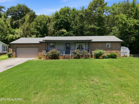 Photo of 1437 Mount Vista Drive, Knoxville, TN 37920 (MLS # 1342512)