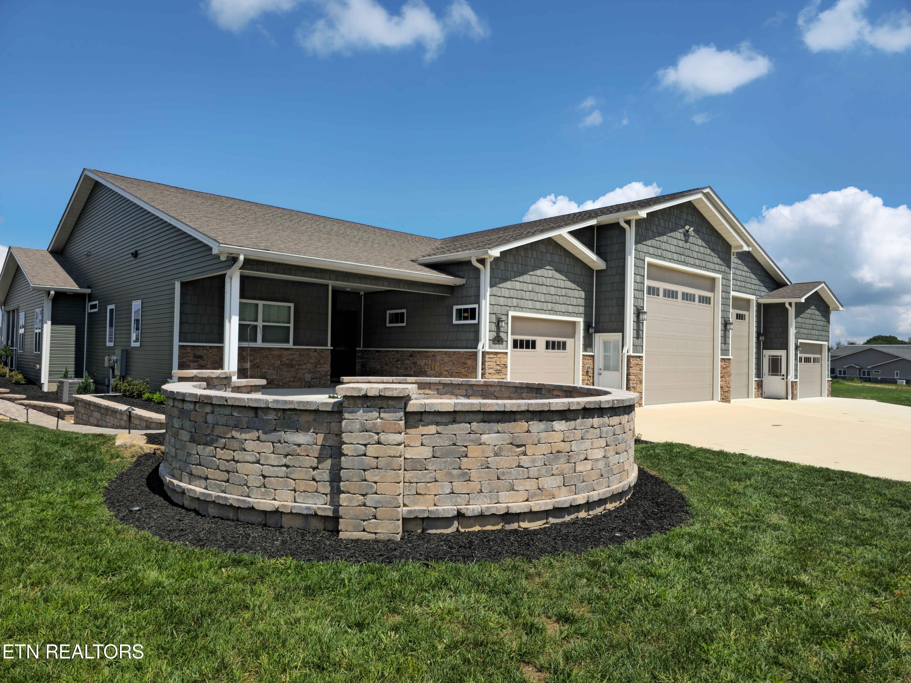 533 Holly Tree Drive