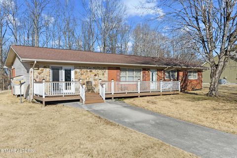 Photo of 815 Stephens Rd, Rocky Top, TN 37769 (MLS # 1328448)