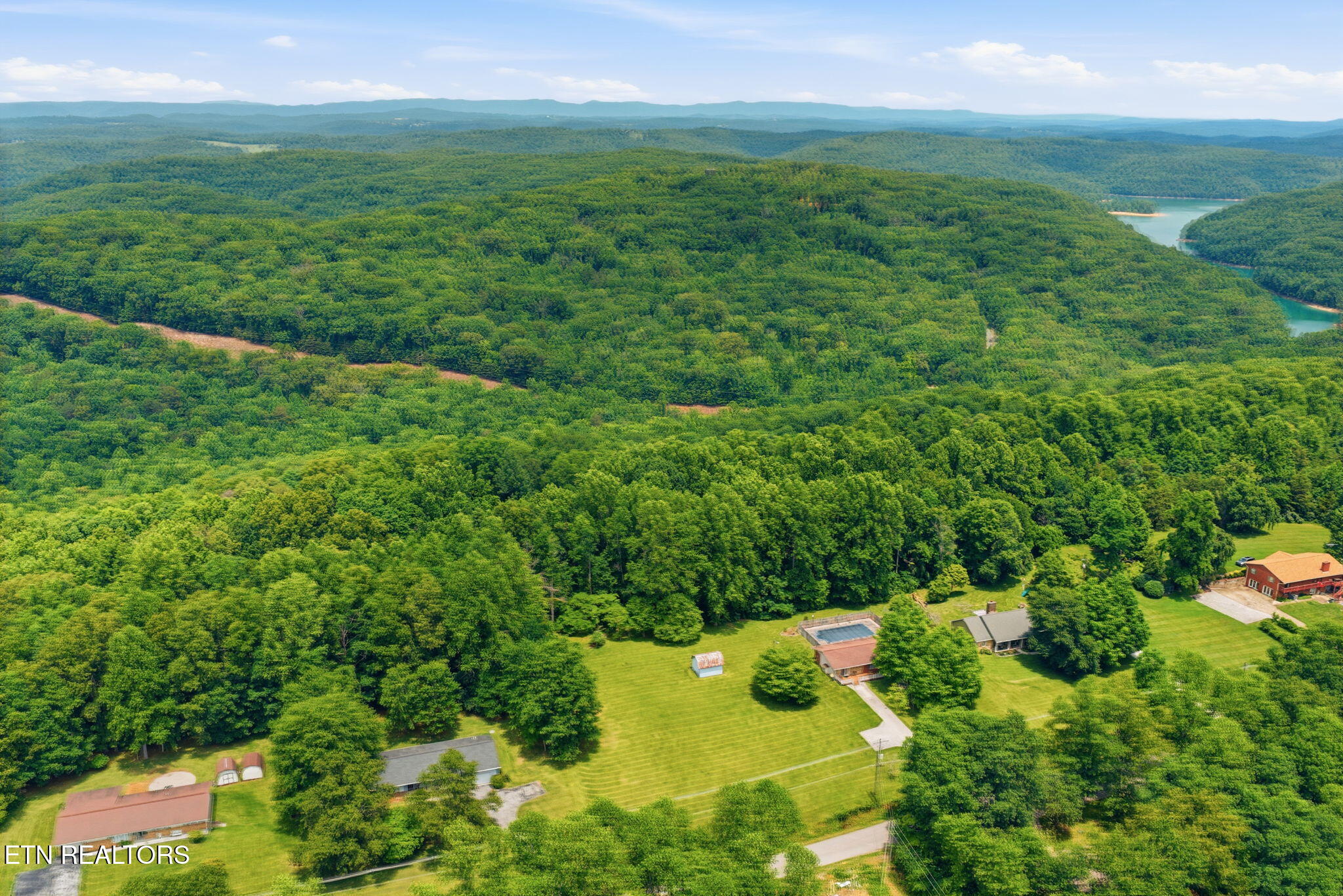 815 Stephens Rd