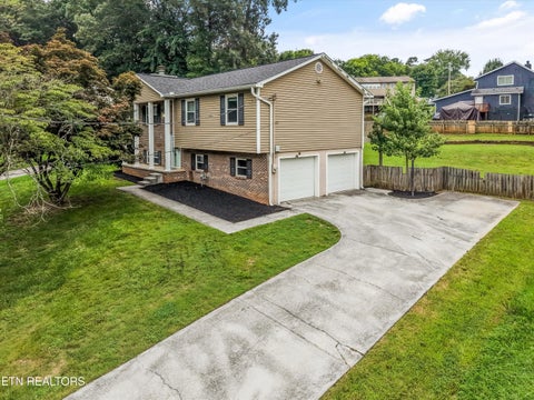 Tiny photo for 9315 Barrington Blvd, Knoxville, TN 37922 (MLS # 1349508)