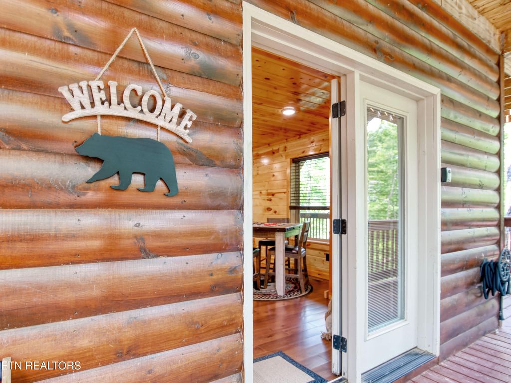 Photo of 4536 Powdermill Estates Rd, Sevierville, TN 37876 (MLS # 1318553)