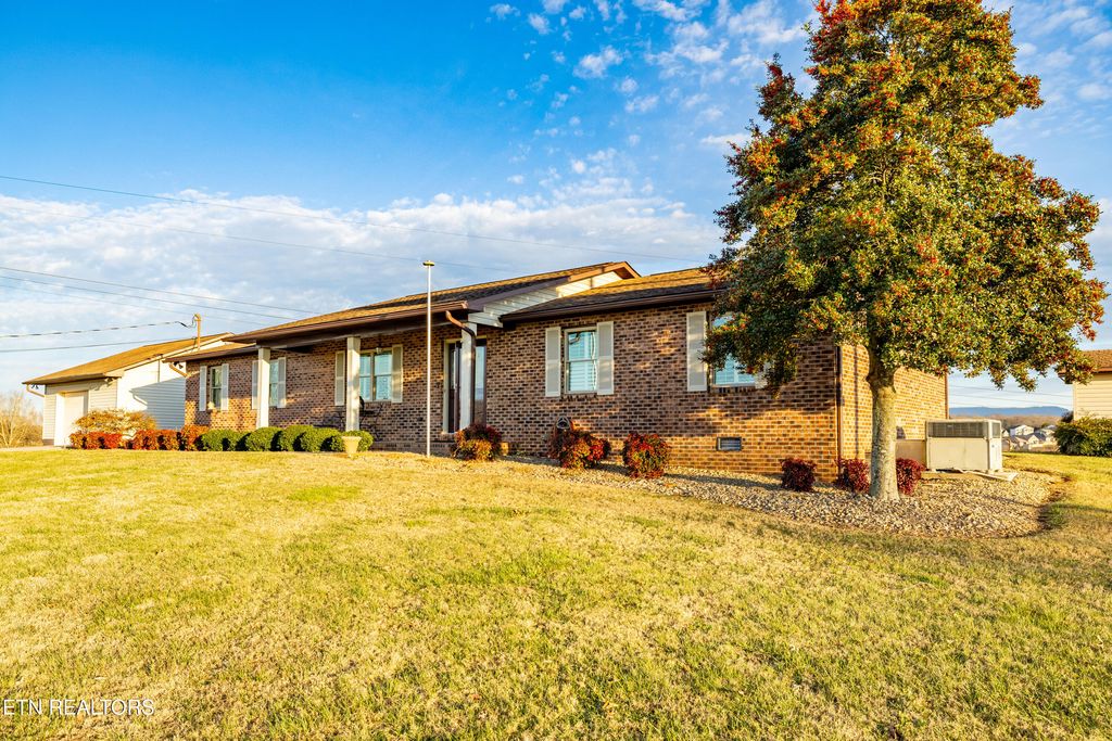 Photo of 3526 Ridgeway Tr, Maryville, TN 37801 (MLS # 1339177)