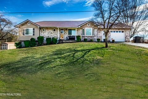 Photo of 312 James Drive, Lenoir City, TN 37772 (MLS # 1330117)