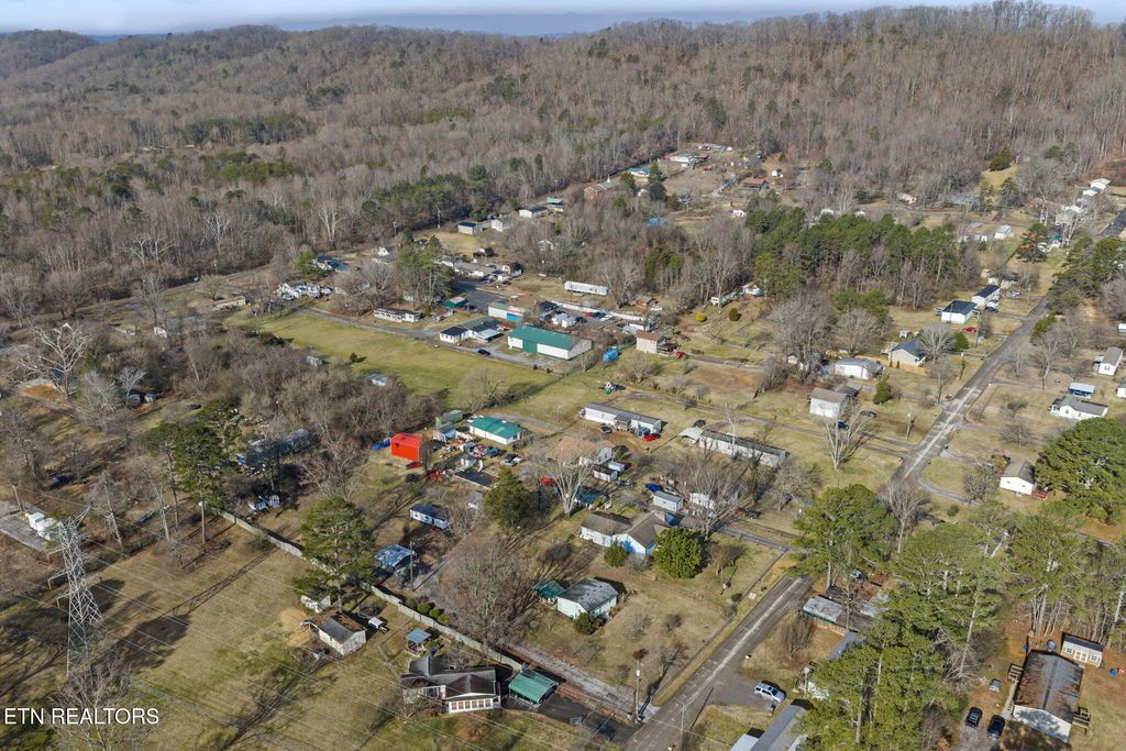 Photo of 2352 Mynatt Rd, Knoxville, TN 37918 (MLS # 1339052)
