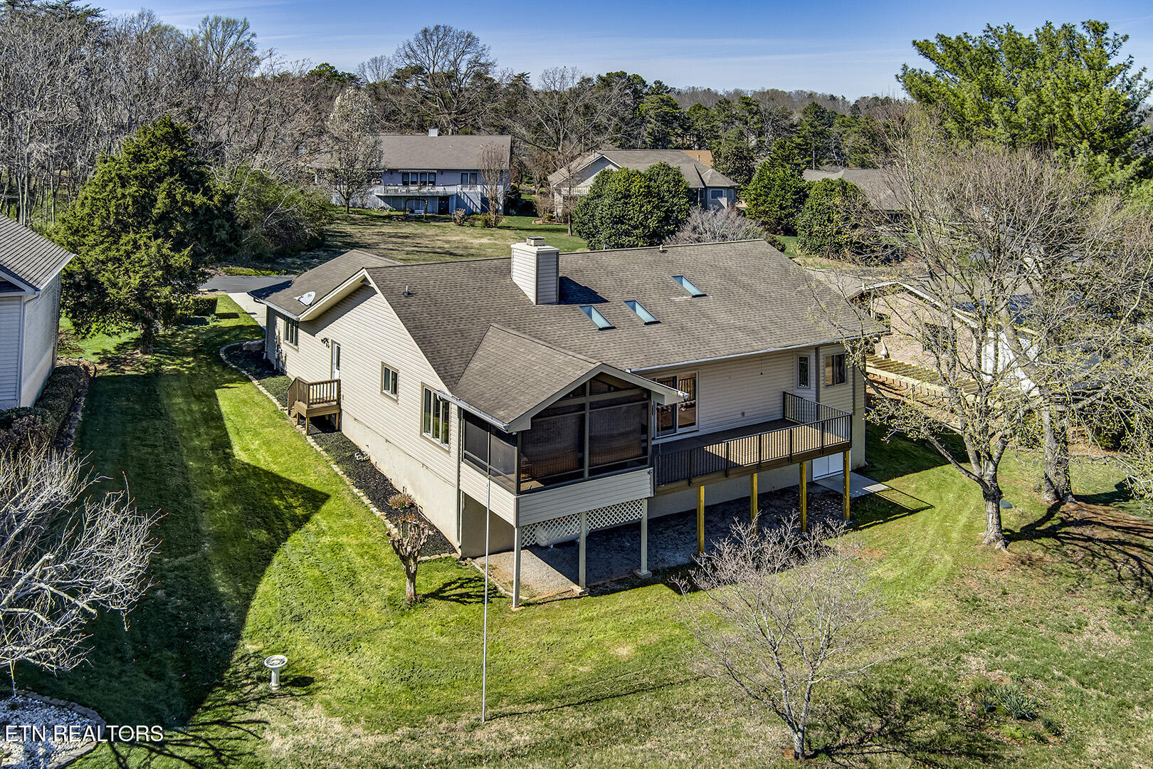 Loudon, Tennessee 37774, United States, 3 Bedrooms Bedrooms, ,2 BathroomsBathrooms,Residential,Active,96109