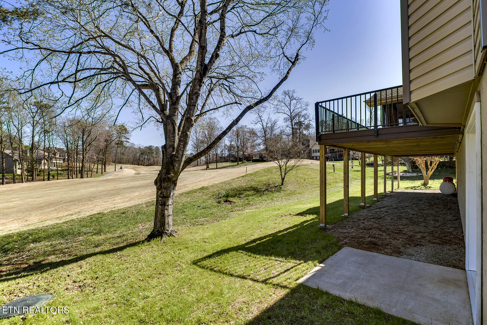 Loudon, Tennessee 37774, United States, 3 Bedrooms Bedrooms, ,2 BathroomsBathrooms,Residential,Active,96109