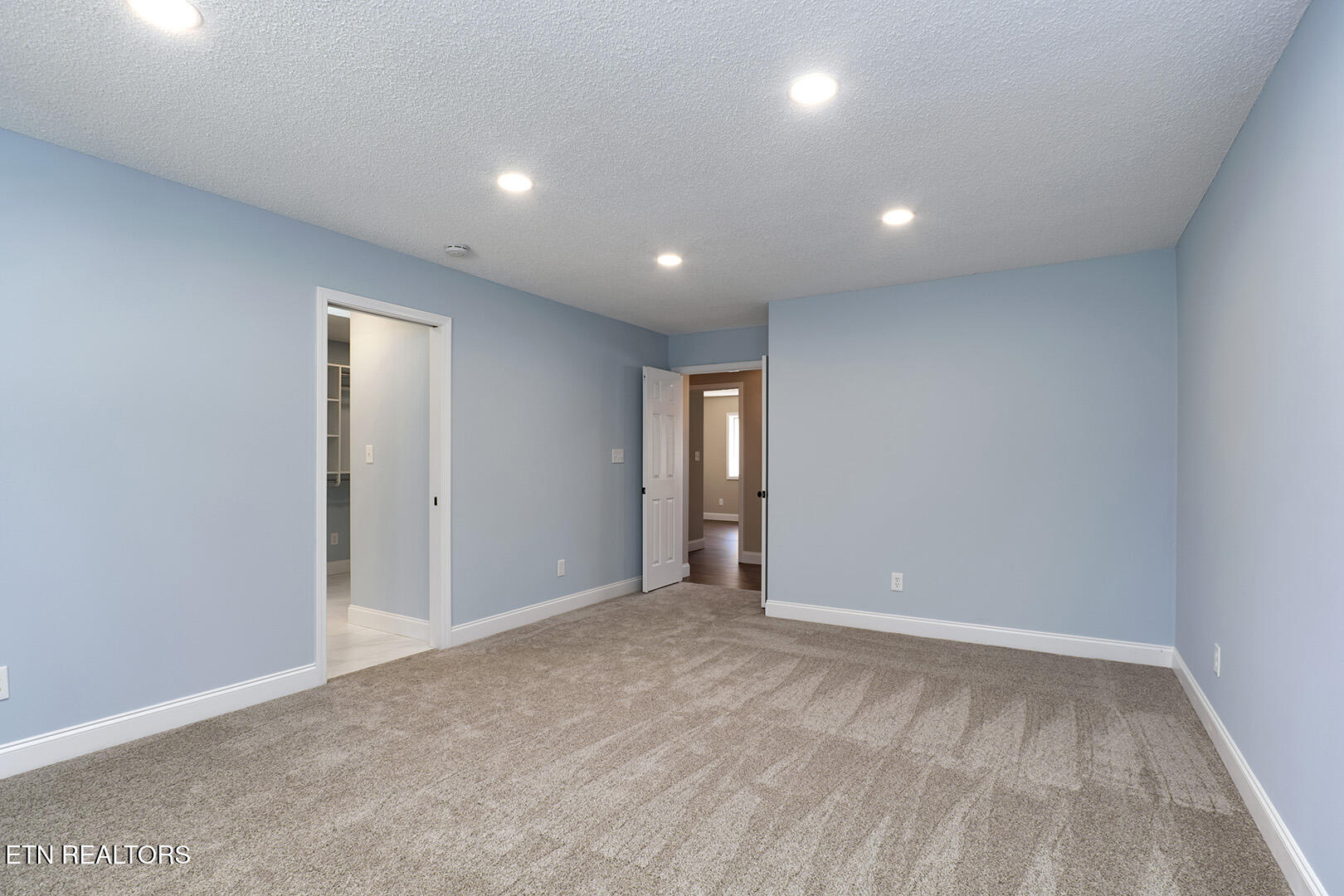 Loudon, Tennessee 37774, United States, 3 Bedrooms Bedrooms, ,2 BathroomsBathrooms,Residential,Active,96109