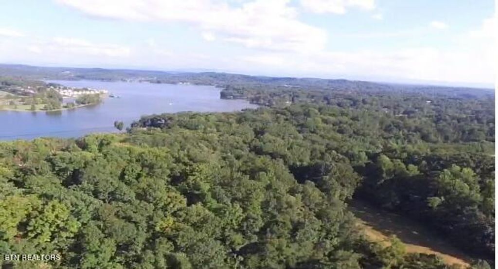 Photo of 3696 Crown Point Rd, Louisville, TN 37777 (MLS # 1240524)