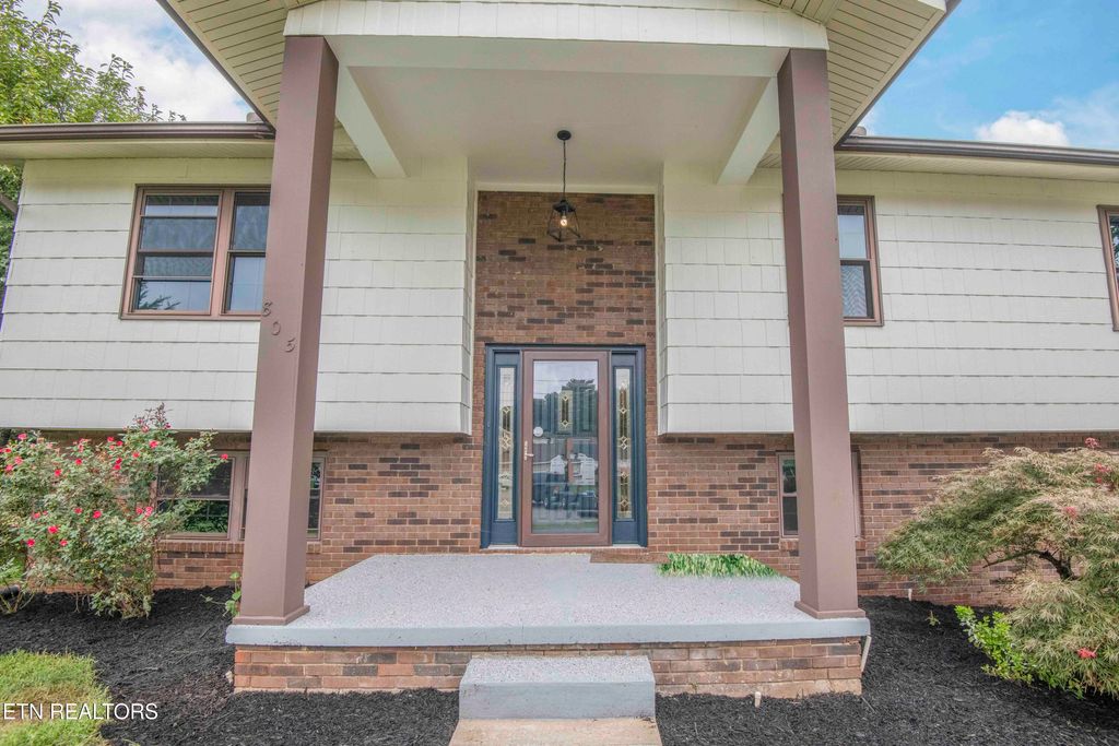 Photo of 805 Denise Court, Powell, TN 37849 (MLS # 1311557)