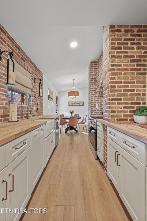 Tiny photo for 435 Hemlock Lane, Sevierville, TN 37876 (MLS # 1325730)