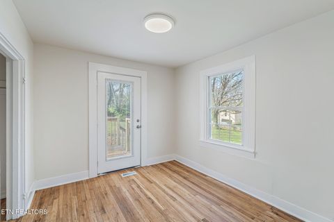 Tiny photo for 2116 Price Ave, Knoxville, TN 37920 (MLS # 1333782)