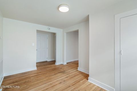 Tiny photo for 2116 Price Ave, Knoxville, TN 37920 (MLS # 1333782)