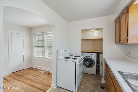 Tiny photo for 2116 Price Ave, Knoxville, TN 37920 (MLS # 1333782)