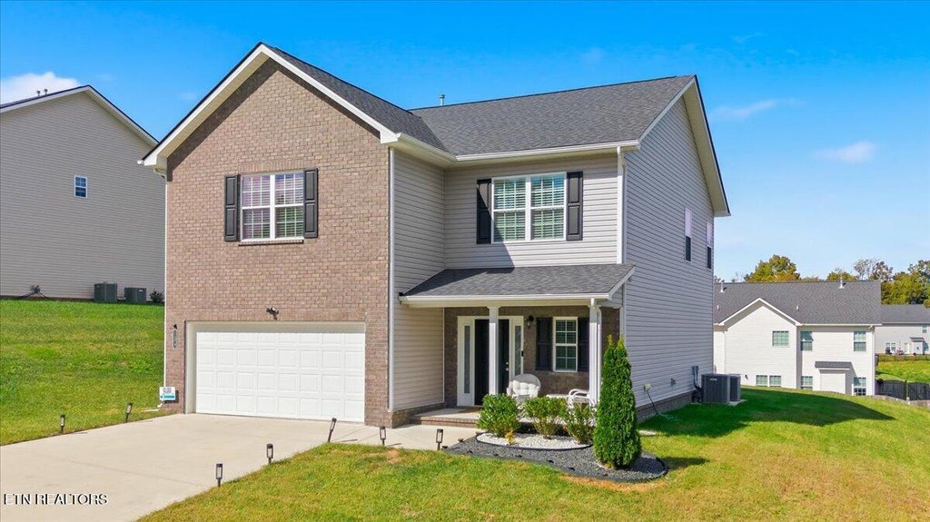 Photo of 11317 Flame Willow LN, Knoxville, TN 37932 (MLS # 1359283)