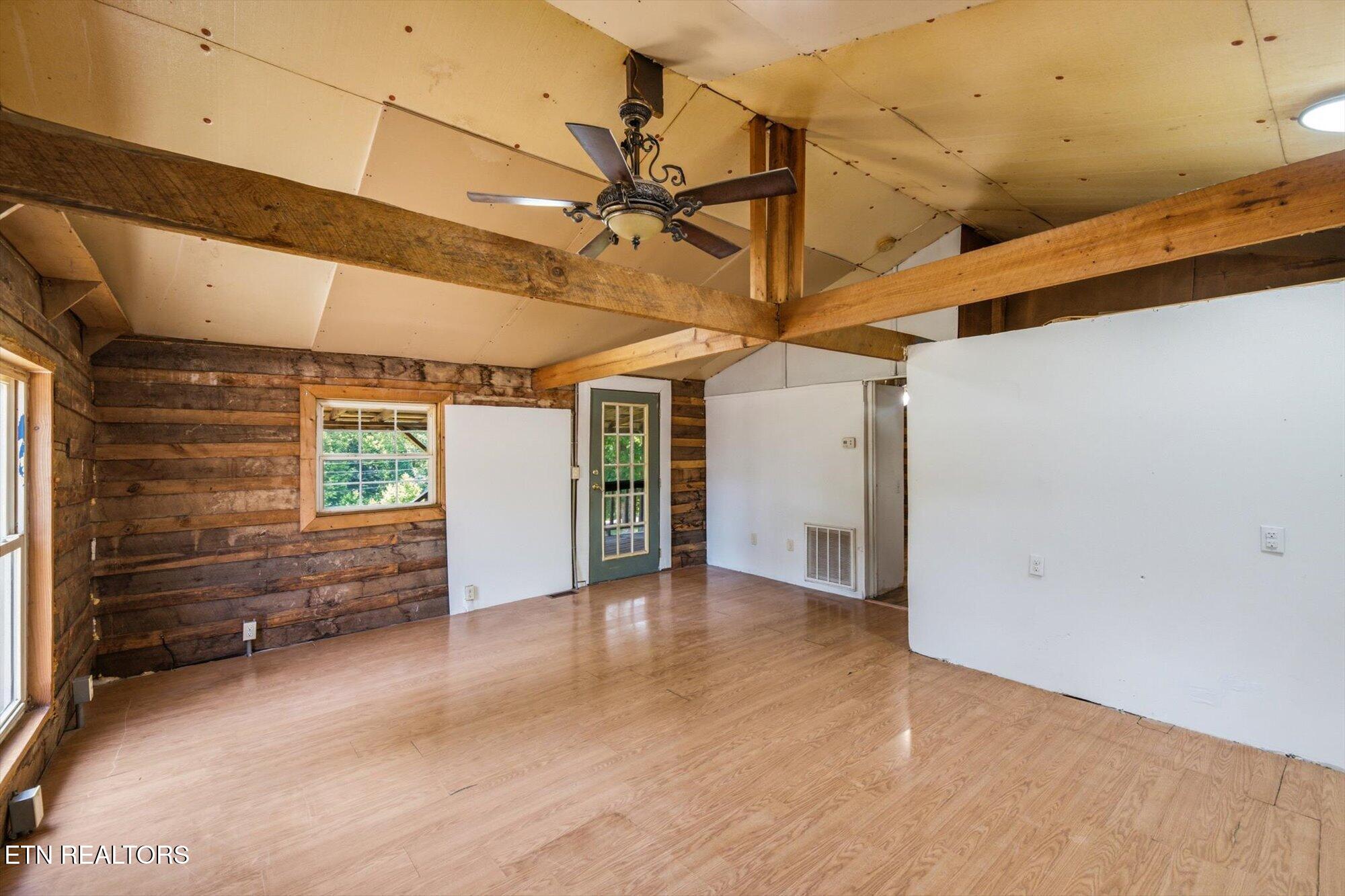 221 County Road 288