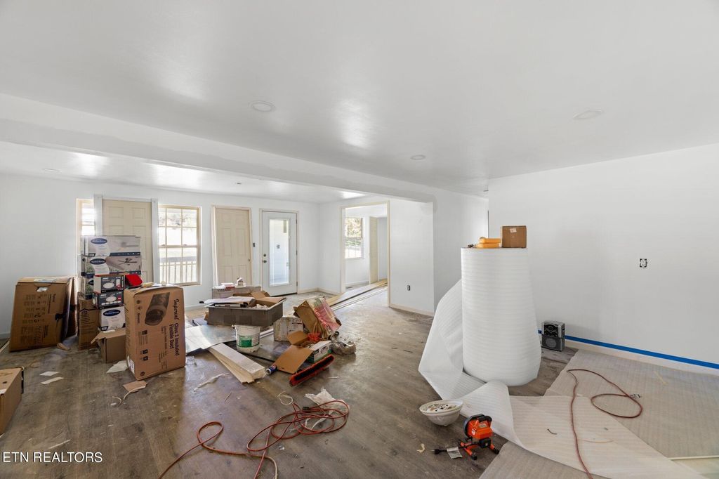 Photo of 933 Monroe Circle, Madisonville, TN 37354 (MLS # 1279938)