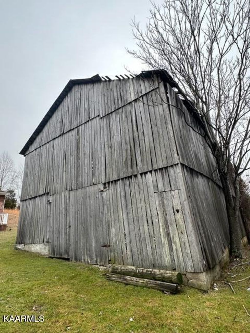 Photo of 1068 Essary Rd, Tazewell, TN 37879 (MLS # 1215346)