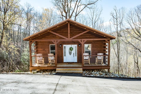 Photo of 921 Statham Way #1, Gatlinburg, TN 37738 (MLS # 1349846)