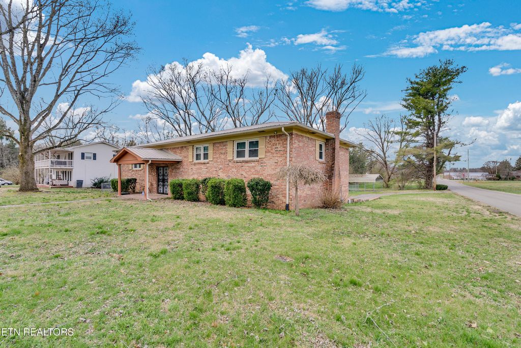 Photo of 501 Scenic Lane, Cookeville, TN 38506 (MLS # 1333310)