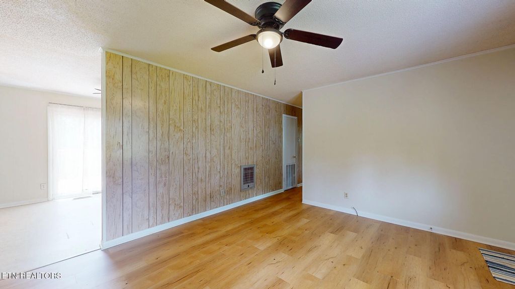 Photo of 314 Young Drive, Sweetwater, TN 37874 (MLS # 1302896)