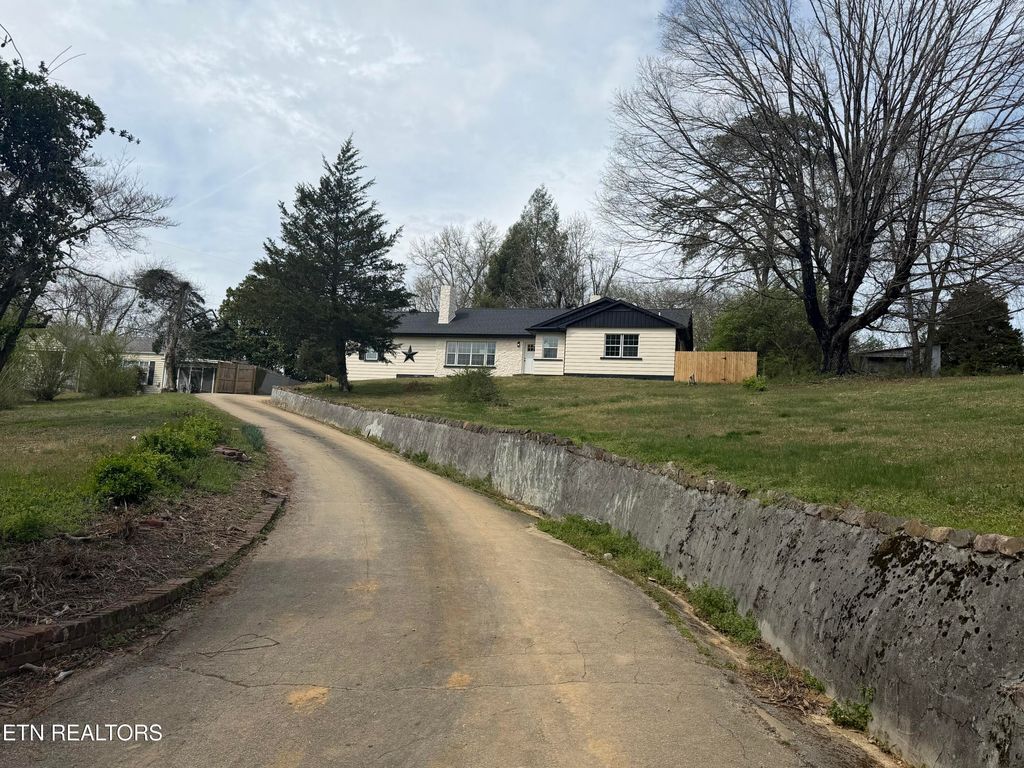 Photo of 4207 Holston Hills Rd, Knoxville, TN 37914 (MLS # 1332863)