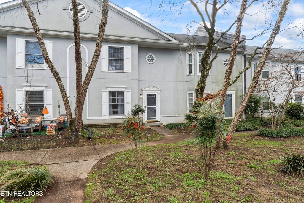 Photo of 8831 Ashton Court, Knoxville, TN 37923 (MLS # 1323195)