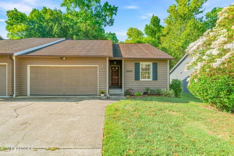 Photo of 10456 Laura Lee Lane, Knoxville, TN 37922 (MLS # 1354031)