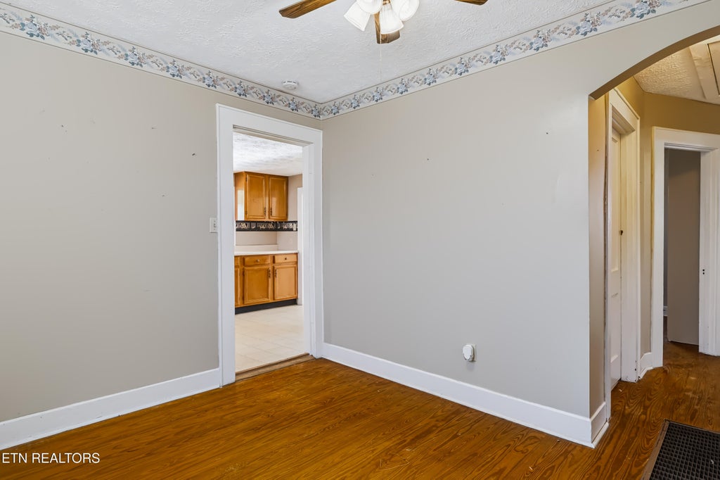 Photo of 2515 Mentor Rd, Louisville, TN 37777 (MLS # 1360050)
