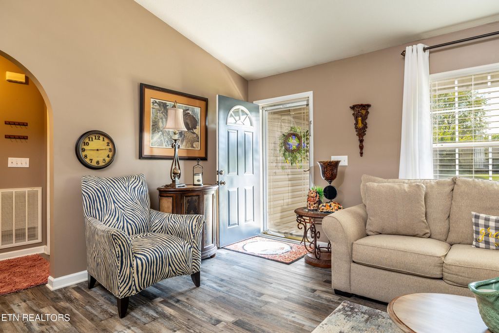 Photo of 913 Corntassel Rd, Vonore, TN 37885 (MLS # 1273386)