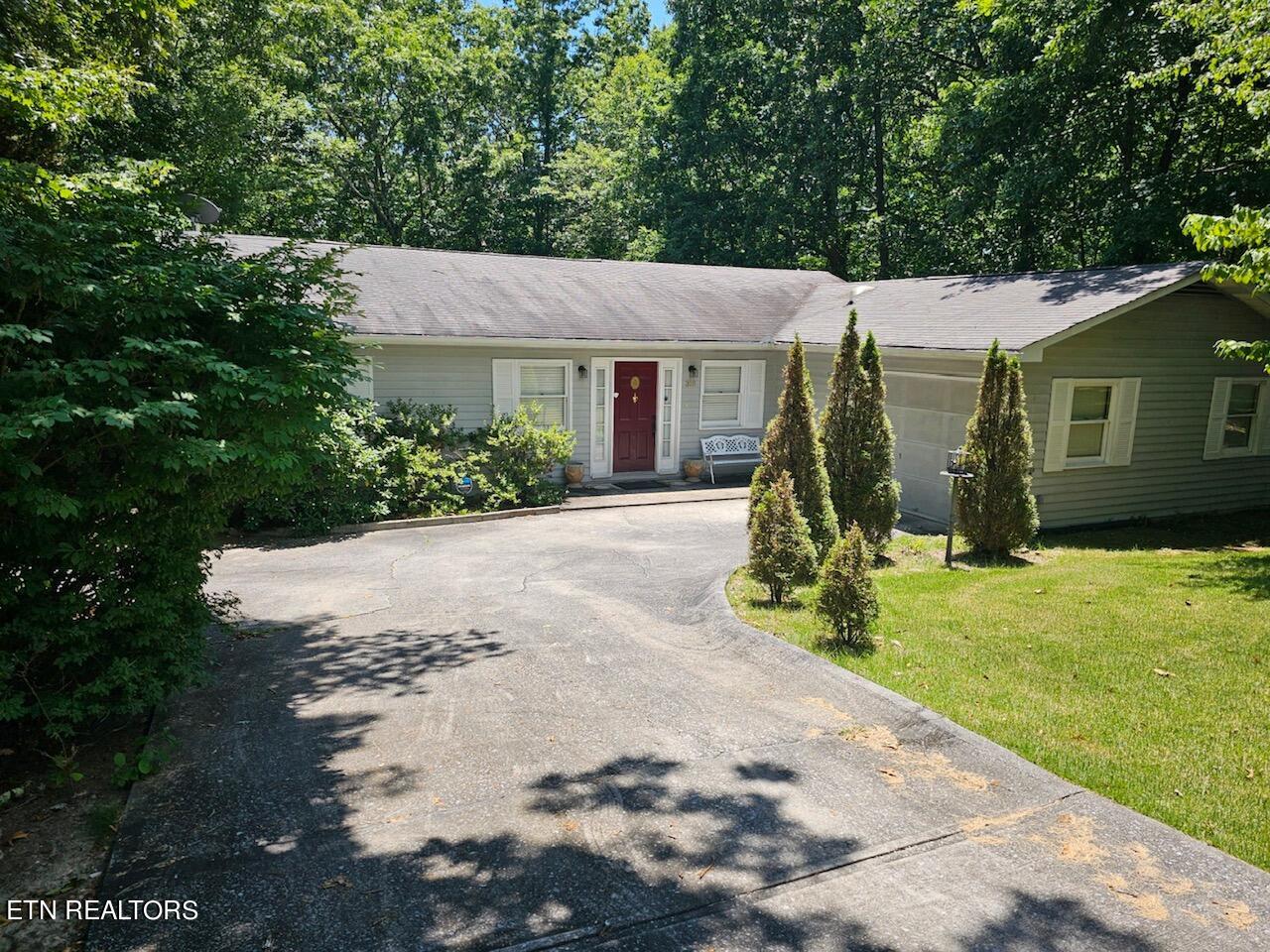 View Crossville, TN 38558 house