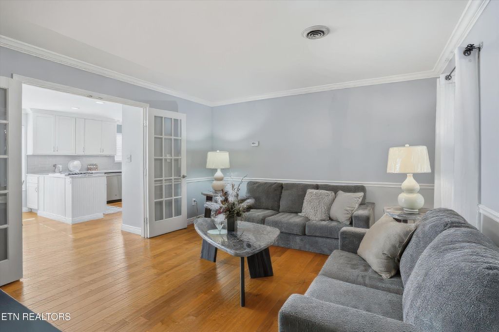 Photo of 404 Woodland Trace Drive, Knoxville, TN 37934 (MLS # 1305762)