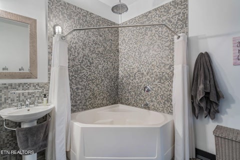 Tiny photo for 220 W Jackson Ave #505, Knoxville, TN 37902 (MLS # 1360257)