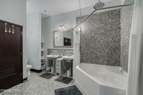 Tiny photo for 220 W Jackson Ave #505, Knoxville, TN 37902 (MLS # 1360257)