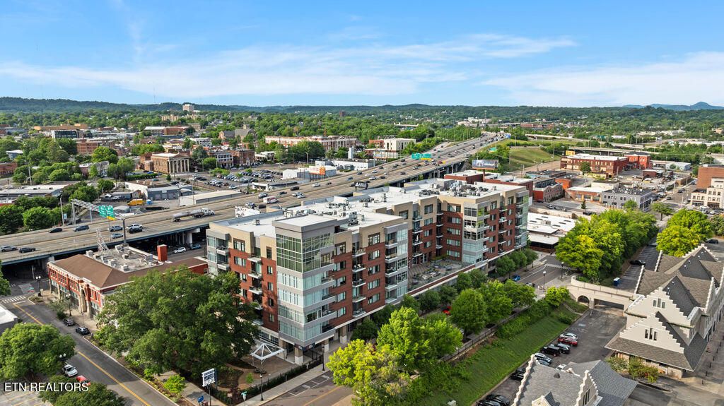 Photo of 333 W Depot Ave #406, Knoxville, TN 37917 (MLS # 1339649)